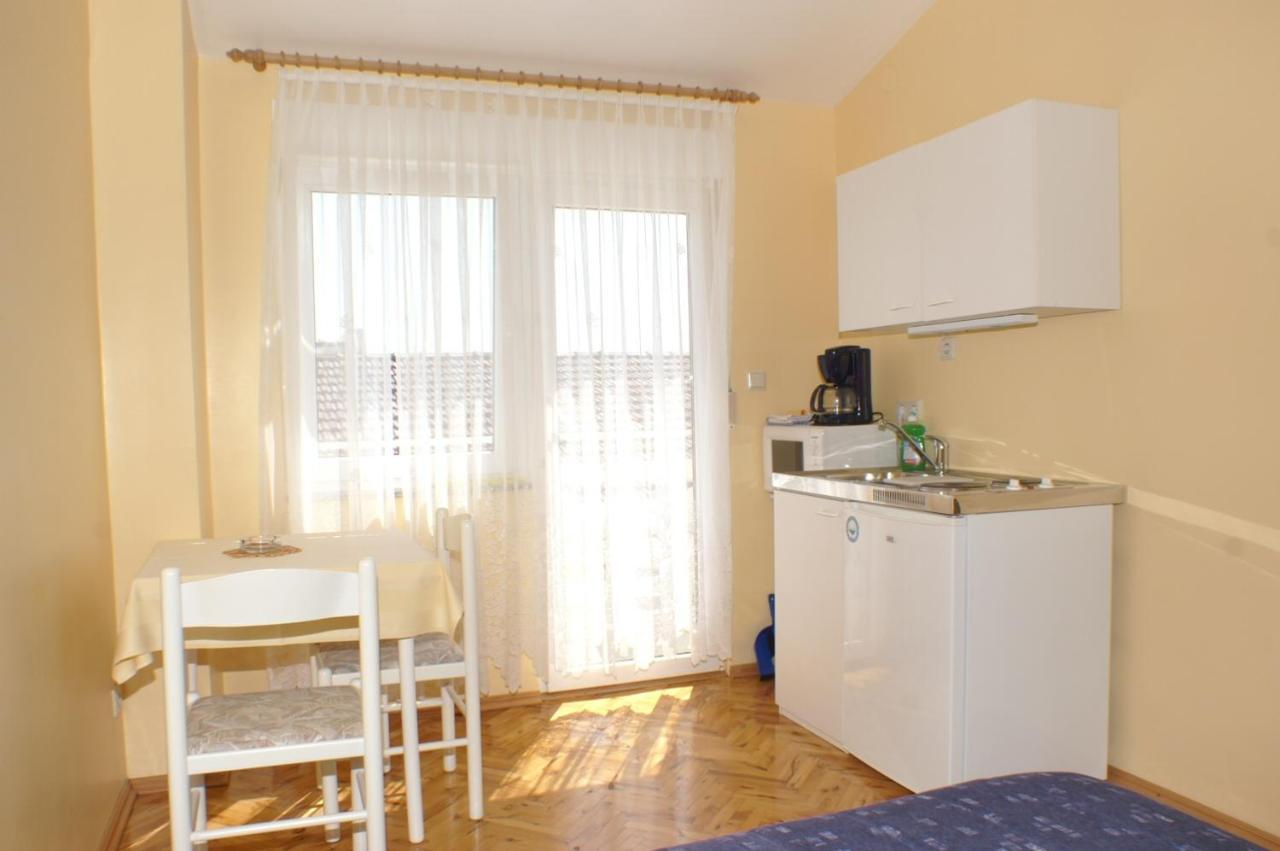 Apartments With A Parking Space Vodice - 4172 Exterior photo